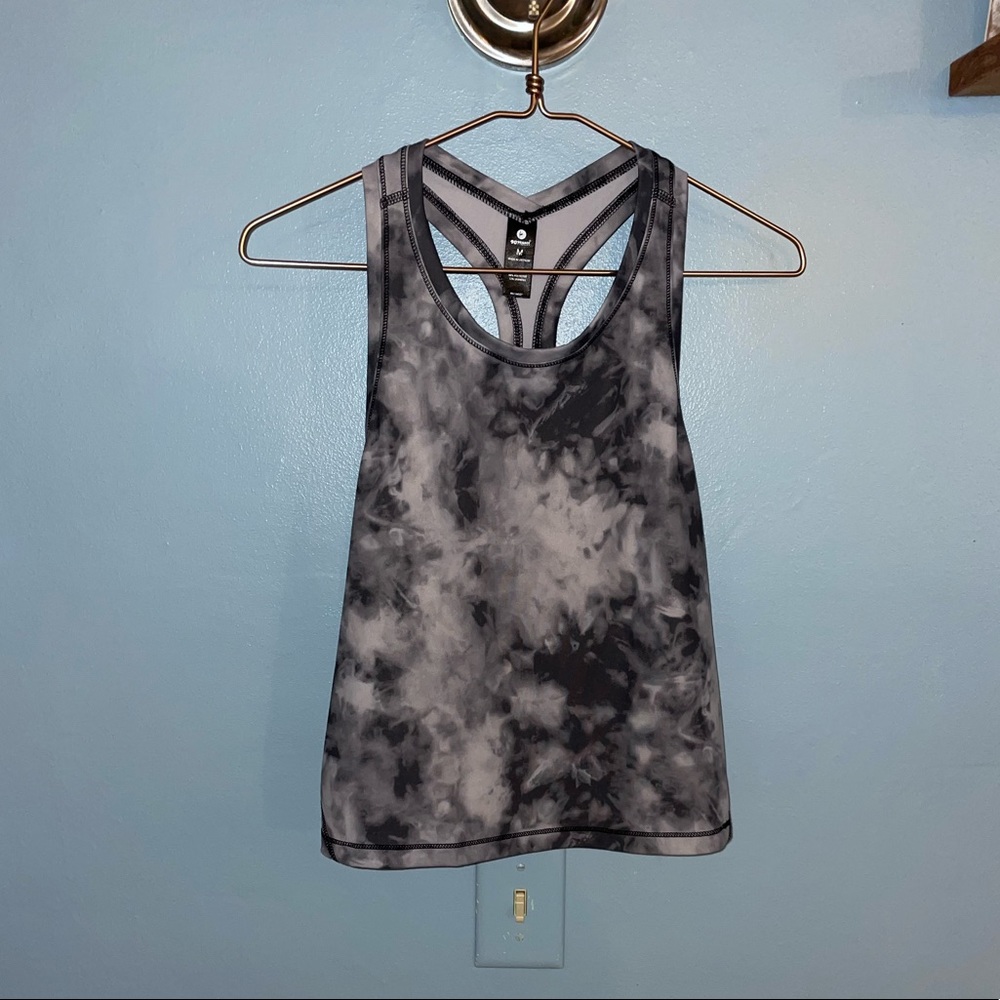 90 Degree Athletic Cropped Tank (Size M)